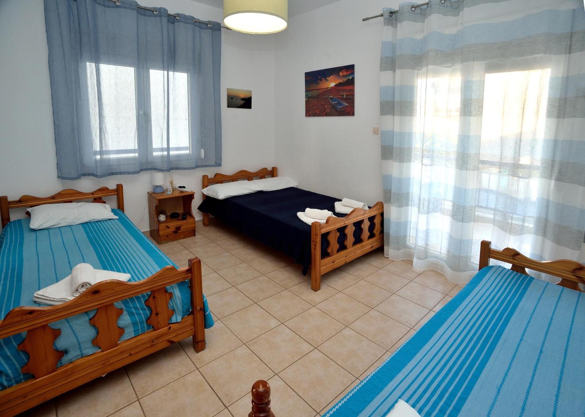 Maria Konstantinidis Apartments Nea Poteidaia Exterior foto